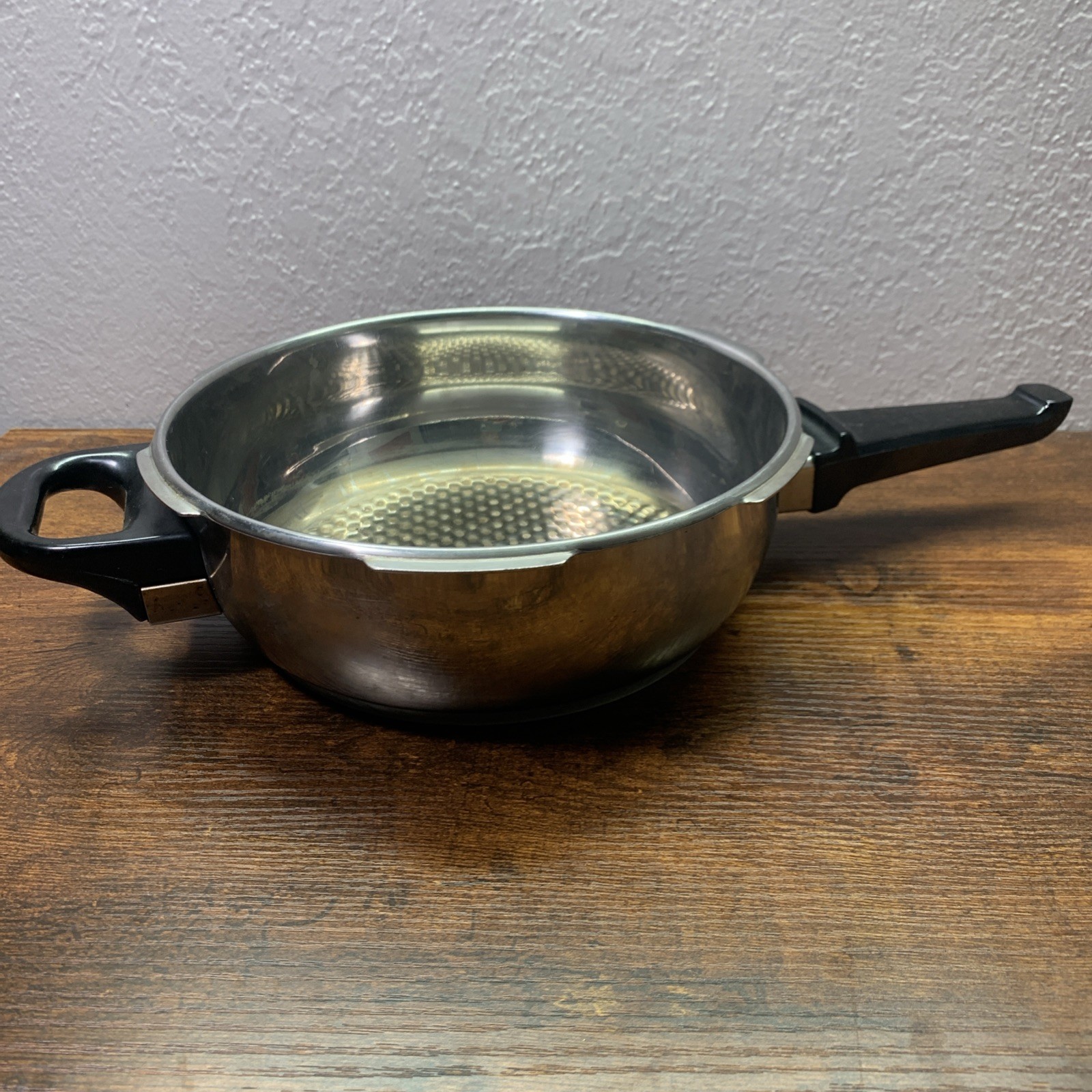 3 Quart Fissler Base Pan Made in Germany 18/10- Bottom Only