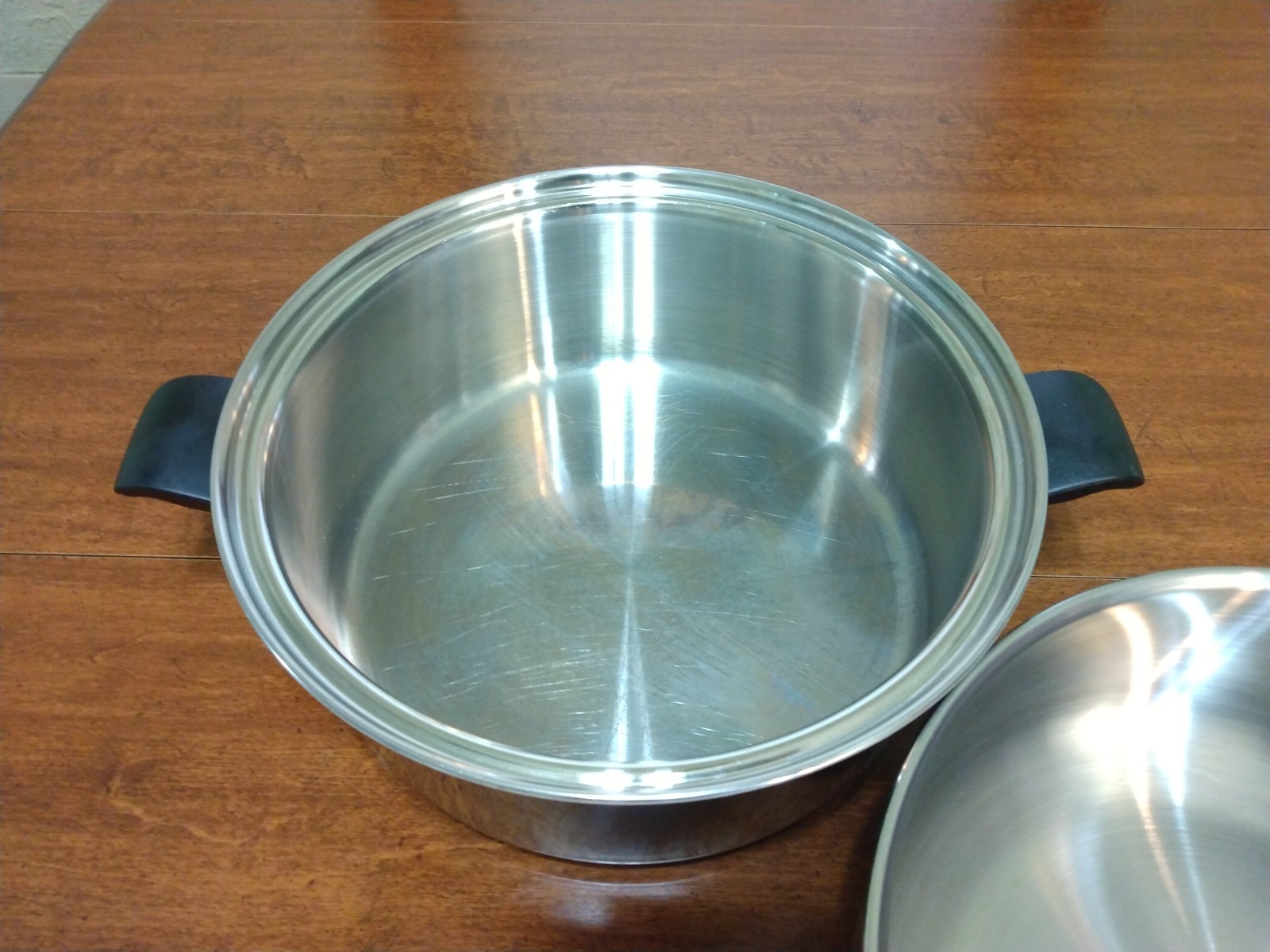 Cutco 6 Qt Dutch Oven Stock Pot 5-Ply Aluminum Core w/Dome Cover Made In USA