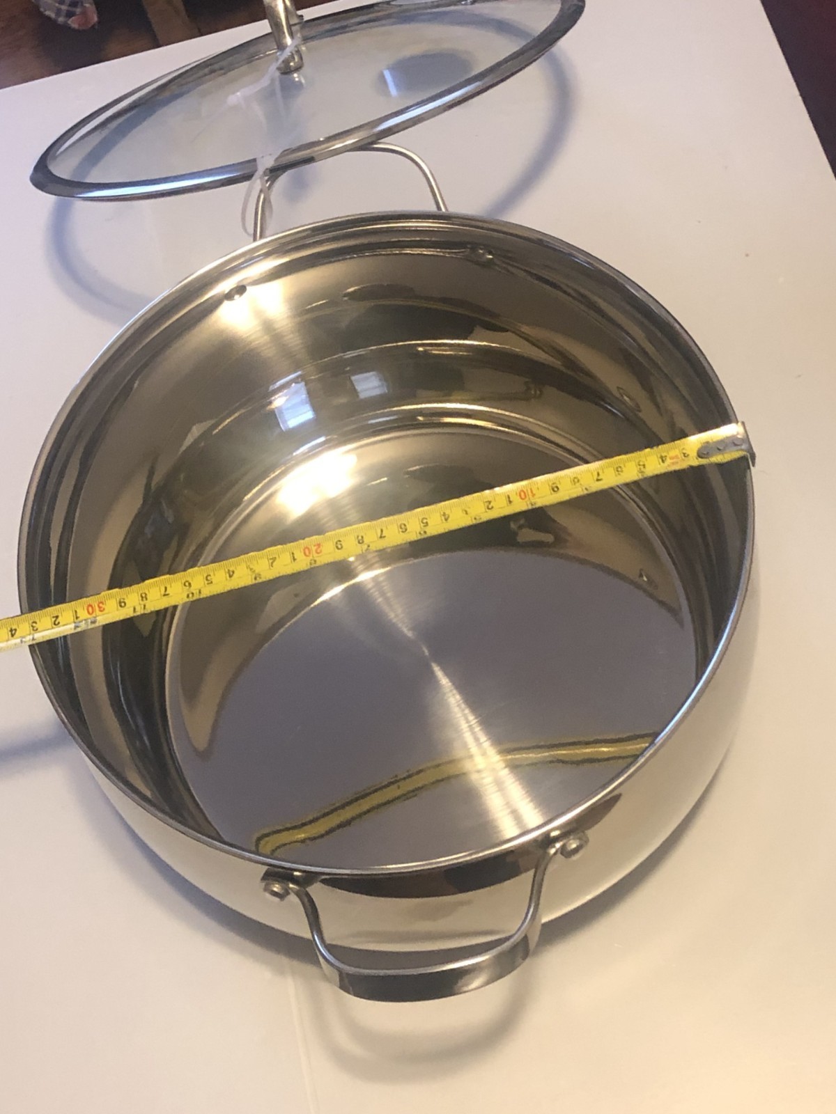 16.5 QT Stainless Steel cooking pot product as shown in the pictures
