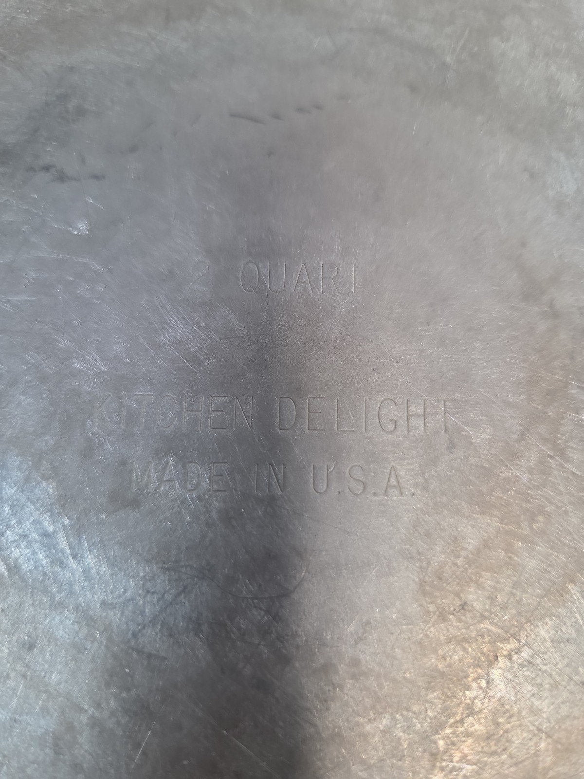 Kitchen Delight Harvest Gold 2 Quart Covered Sauce Pan