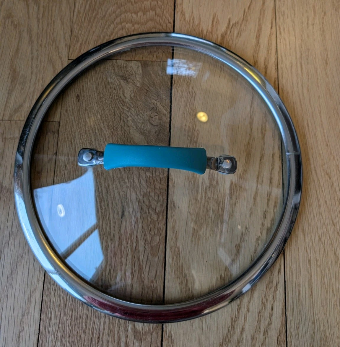 Unbranded Round Glass Replacement Lid 10″ OD 9 3/8″ ID Teal Rubber Handle
