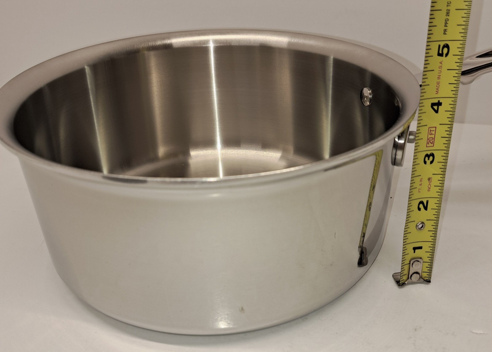 All-Clad D3 Stainless 3 Qt Sauce Pan with Matching Lid – NEVER USED