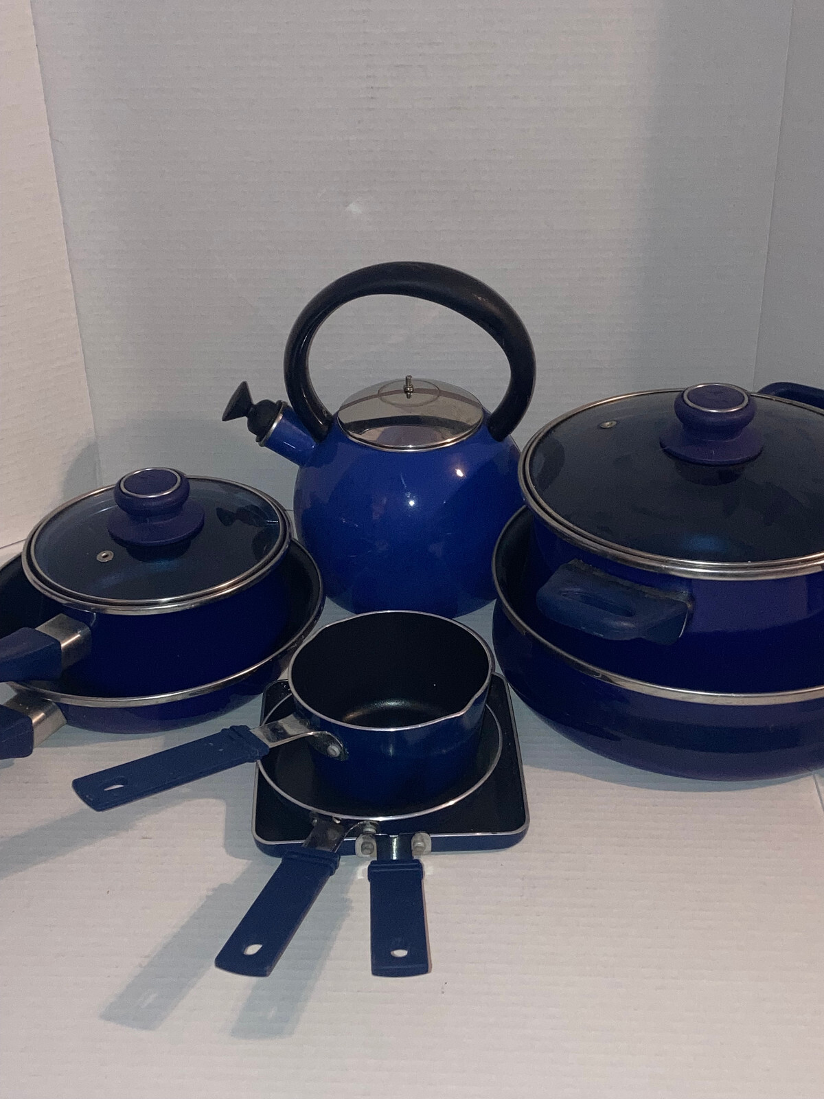 Cobalt Blue Magefesa Mediterranean Cuisine (4) + Tea Pot + Mini Trio Cookware
