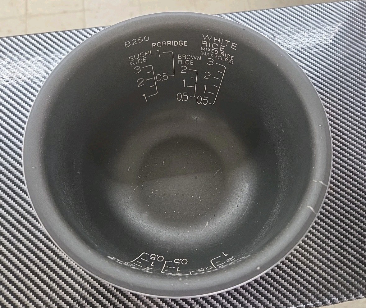 B250 ZOJIRUSHI Electric Rice Cooker Inner Pot Replacement 0.54L REAL DEAL SEEE!