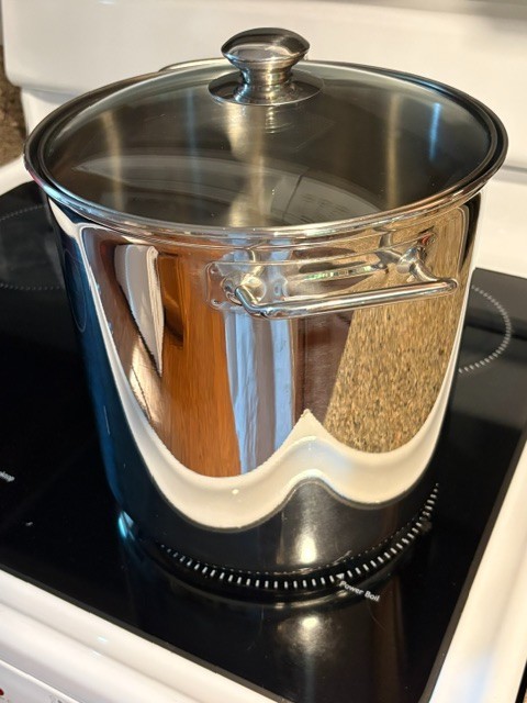 Williams Sonoma Kim/Korea 12 Quart Stainless Steel Pot 18/10 with Lid