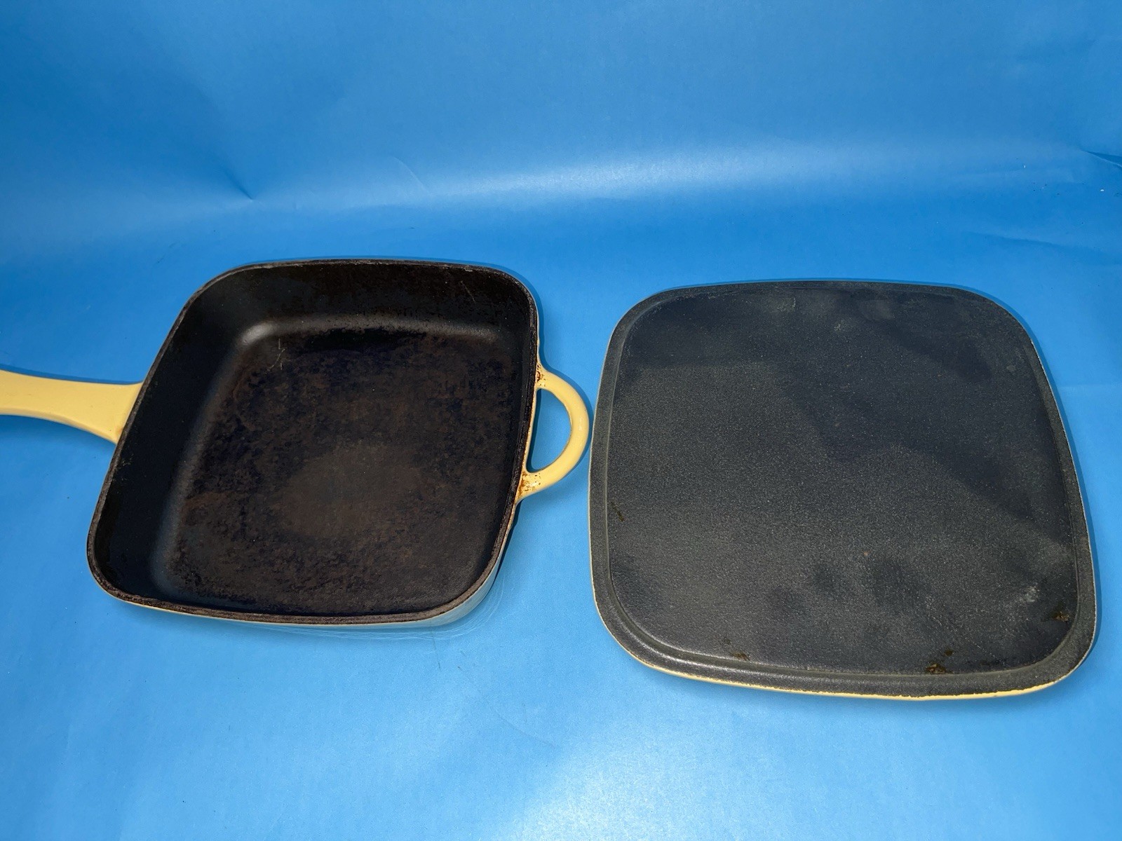 Cast Iron 8″ Square Skillet Fry Pan with Lid Bright Yellow Technique Enameled