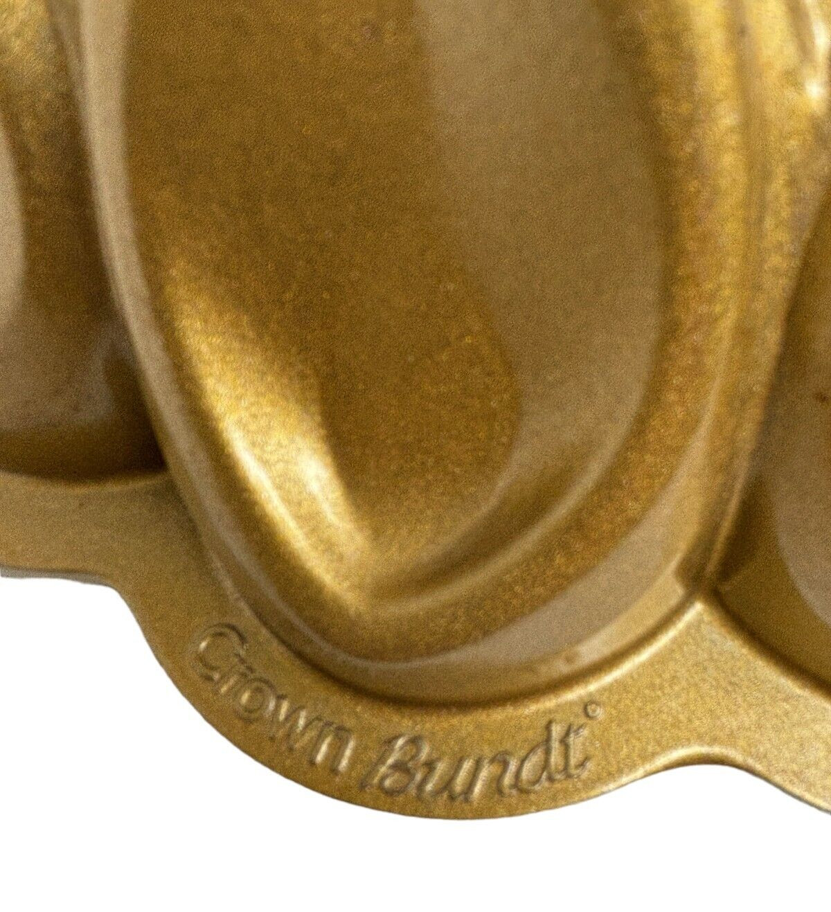 Nordic Ware Crown Bundt Pan 10 Cups Gold and Silver Color