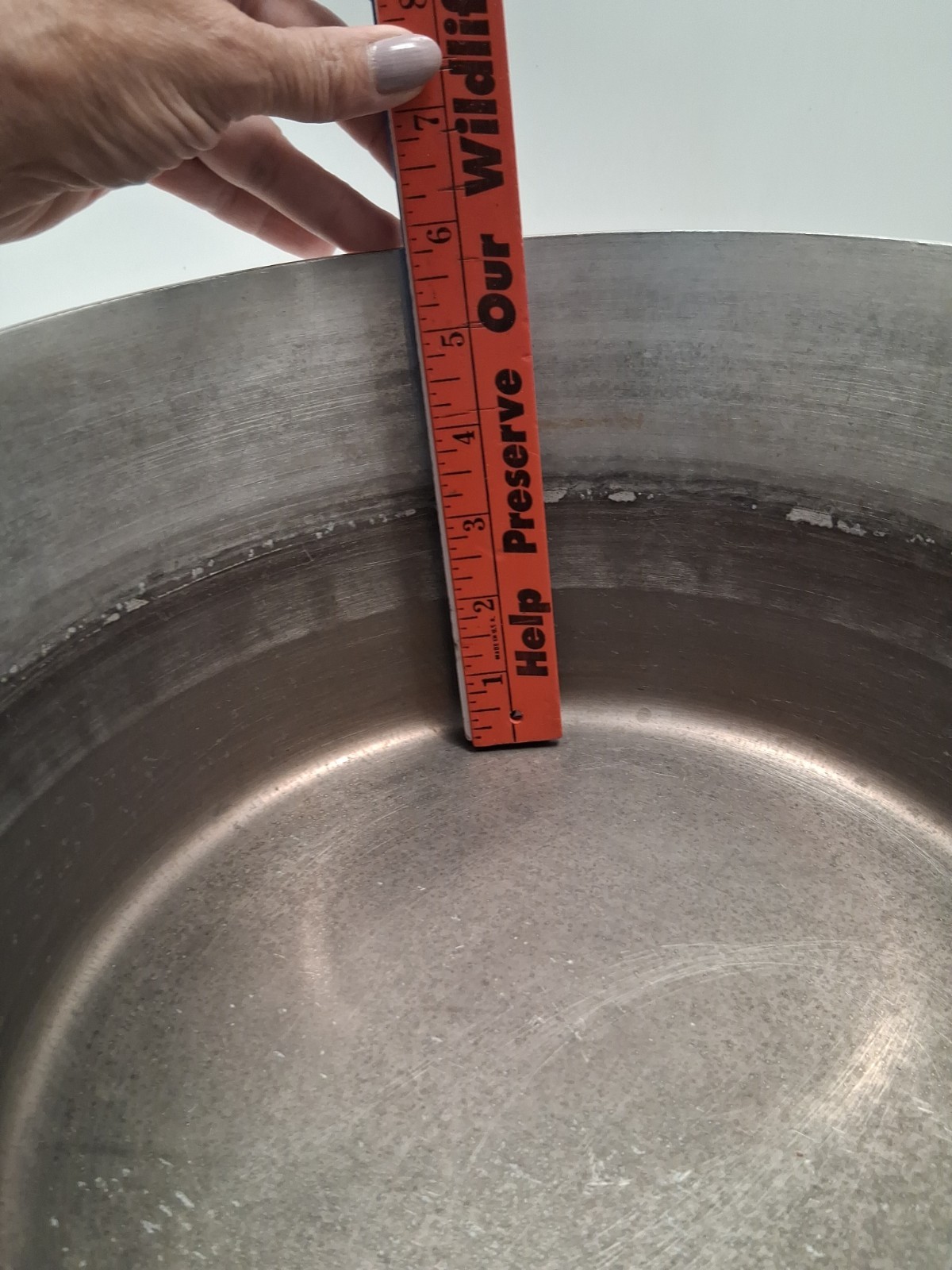 Vintage Wear-Ever Large 8 Quart Aluminum Stock Pot Dutch Oven #728 1/2 W/Lid