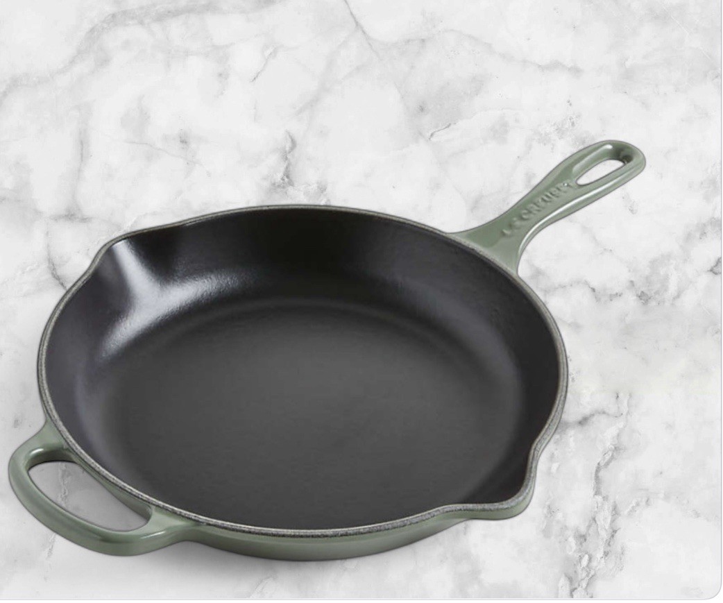 New Le Creuset Signature Thyme Green 10.25″ Enameled Cast Iron Skillet