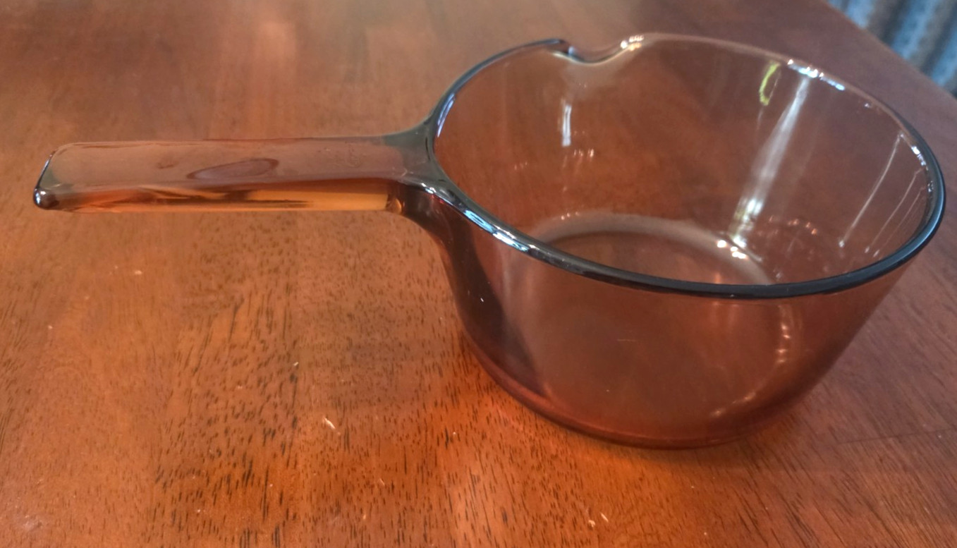 Vintage Corning Amber Vision Ware 1 Liter Sauce Pan W/ Pour Spout Made USA NICE