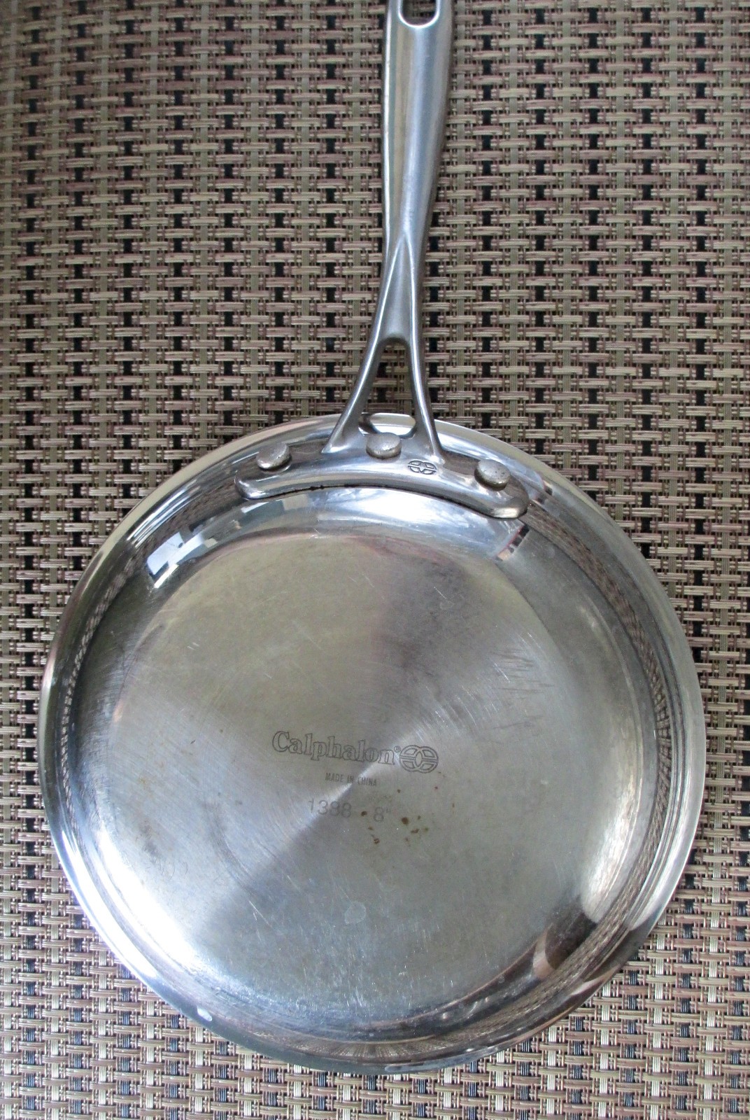 Calphalon omelet pan, 8″, model 1388, stainless steel, C620-22