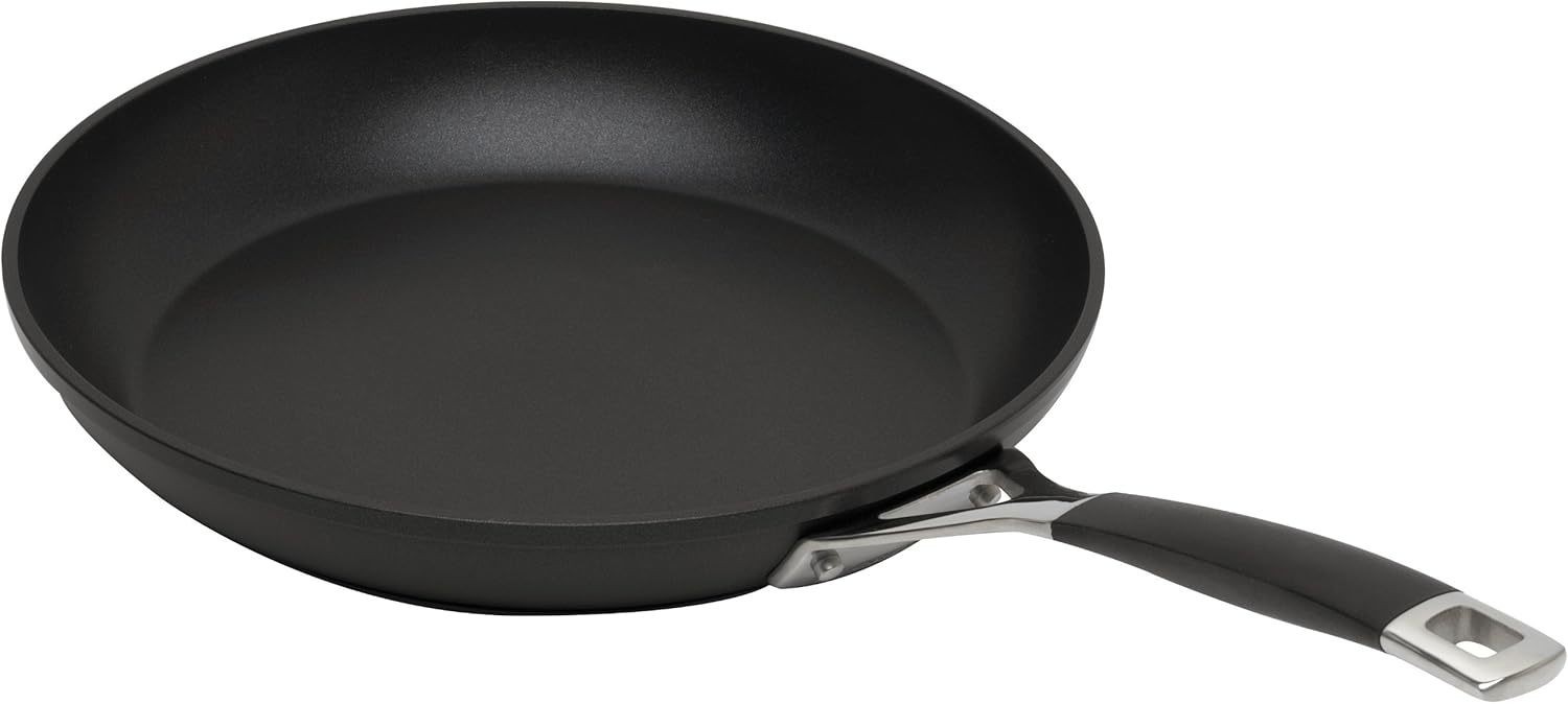 Le Creuset TNS Shallow Frying Pan 28cm Gas IH Oven Compatible Silicone Handle