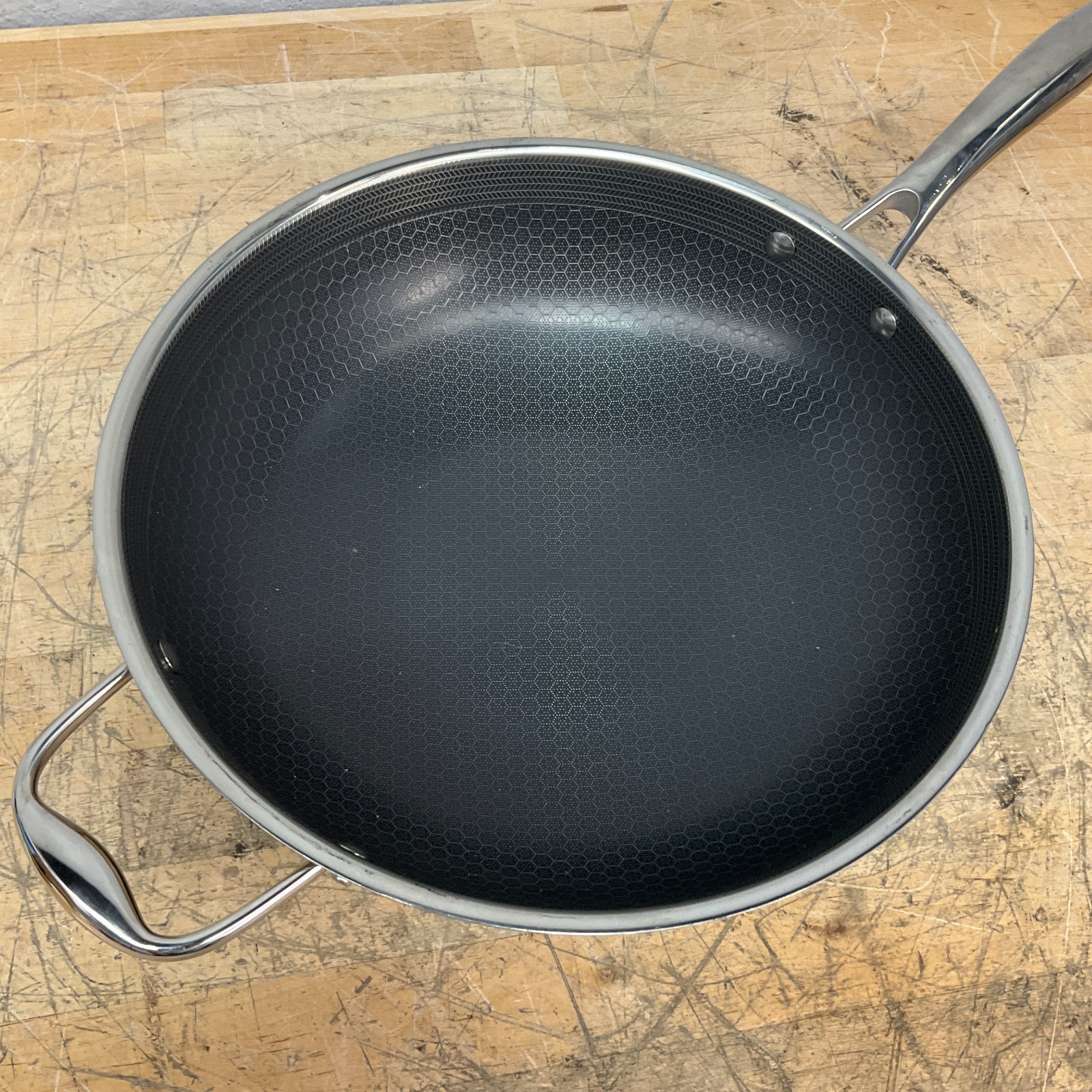 Hexclad Hybrid Cookware Stainless Steel Pan Nonstick 12″ Wok – NO LID – Nice