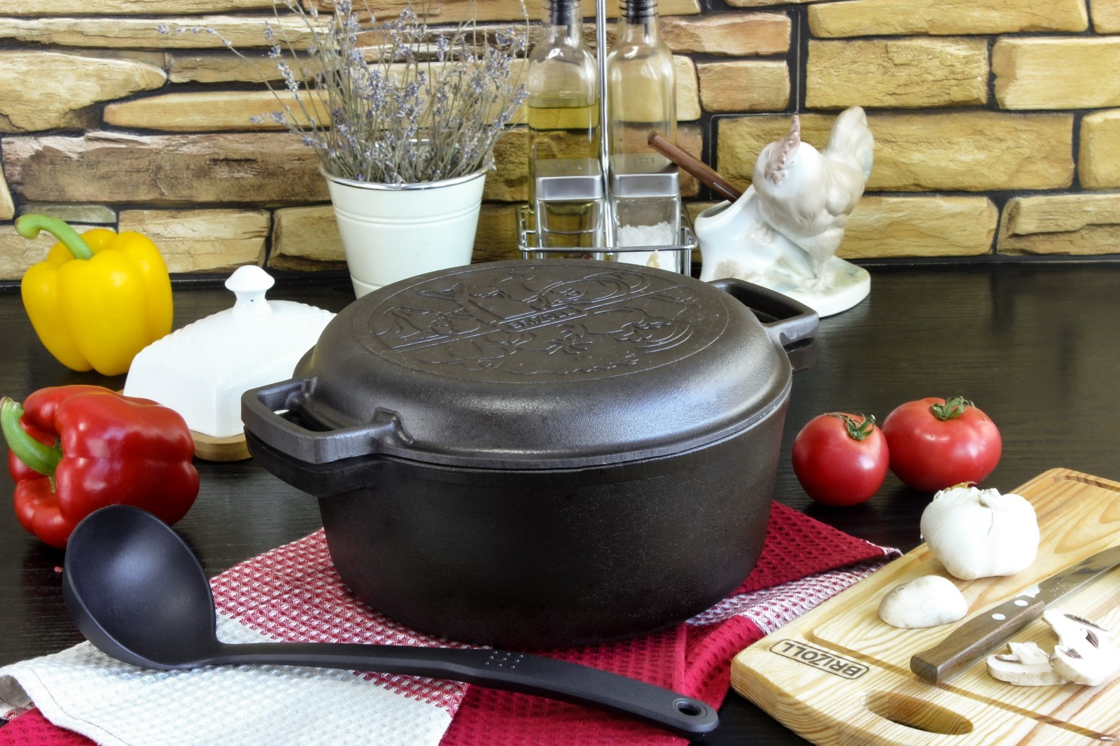 Cast Iron Dutch Oven Pot with Skillet Lid Casserole Cookware 6L