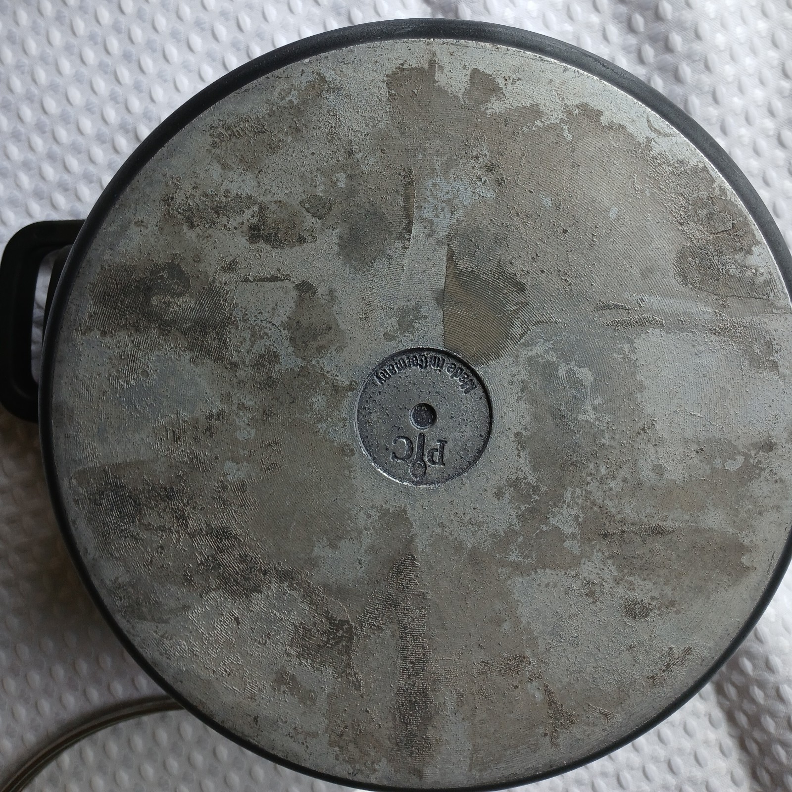 RETIRED Pampered Chef 5.25 qt (5-L) Stock Pot W/Lid Nonstick Made In Germany