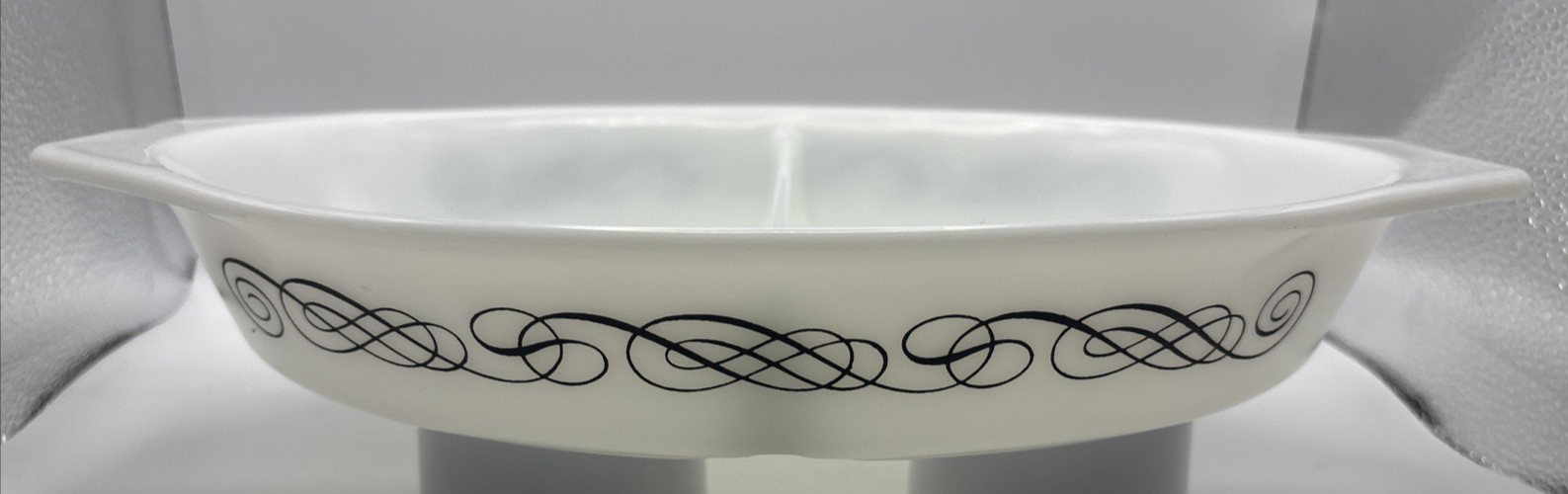 VTG Pyrex Black Scroll 1960s Promotional Pattern Divided Dish 1 1/2 QT, NO LID
