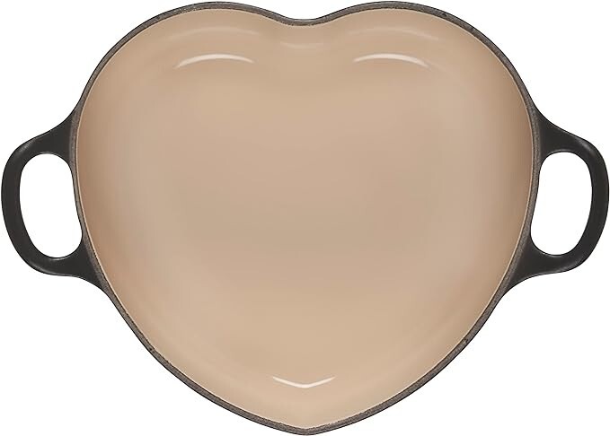 Le Creuset Cocotte D’Amour 20cm 1.9L Matte Black Heart Shape Cast Iron NEW