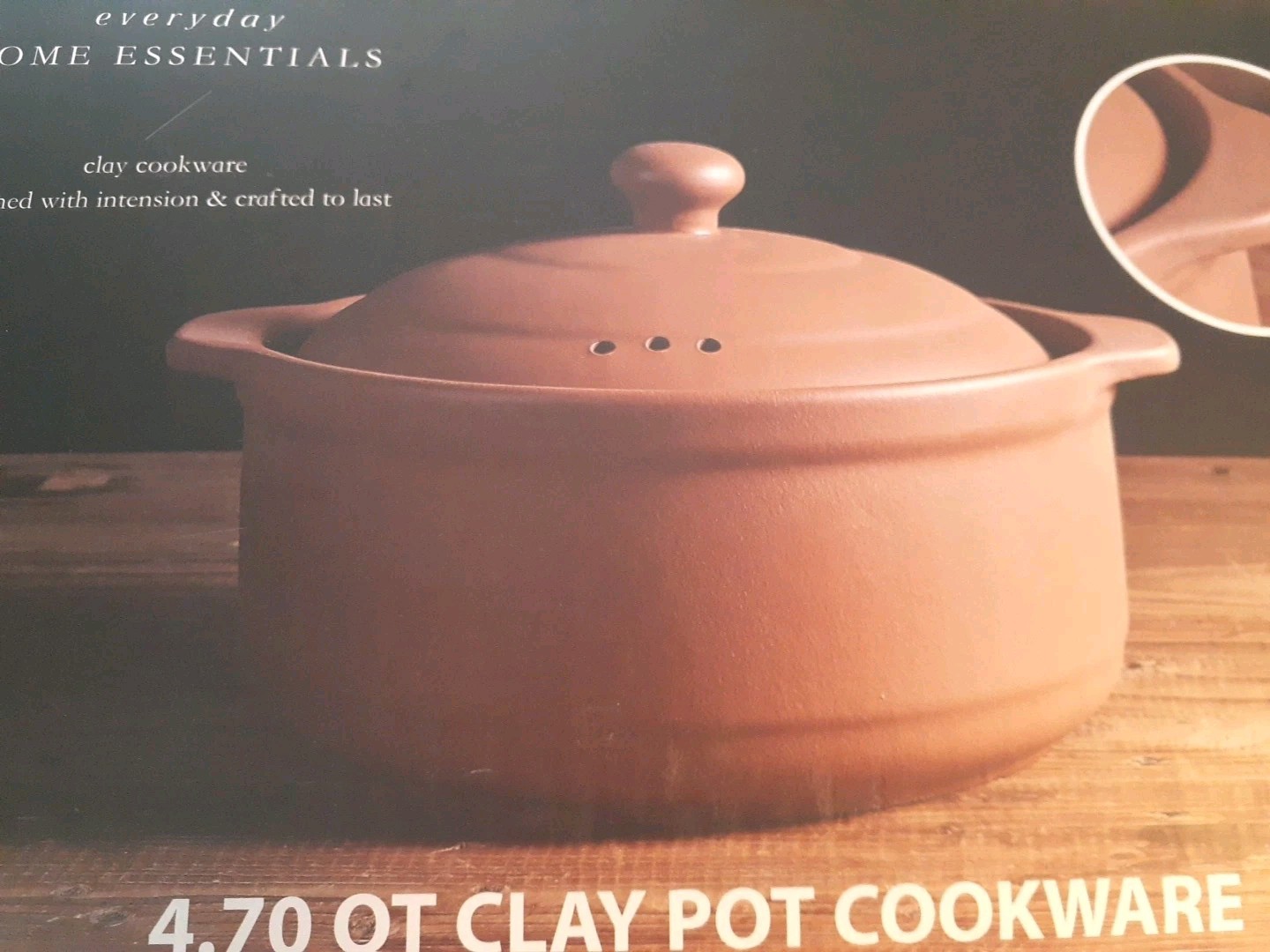 NWB Everyday Home Essentials 4.7 Qt Clay Pot Cookware