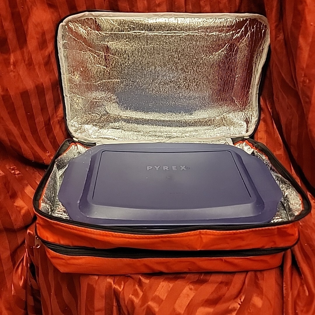 CORNINGWARE ANYWARE French White 9″ X 13″ Dish Lid Insulated Carry Bag RED LOT