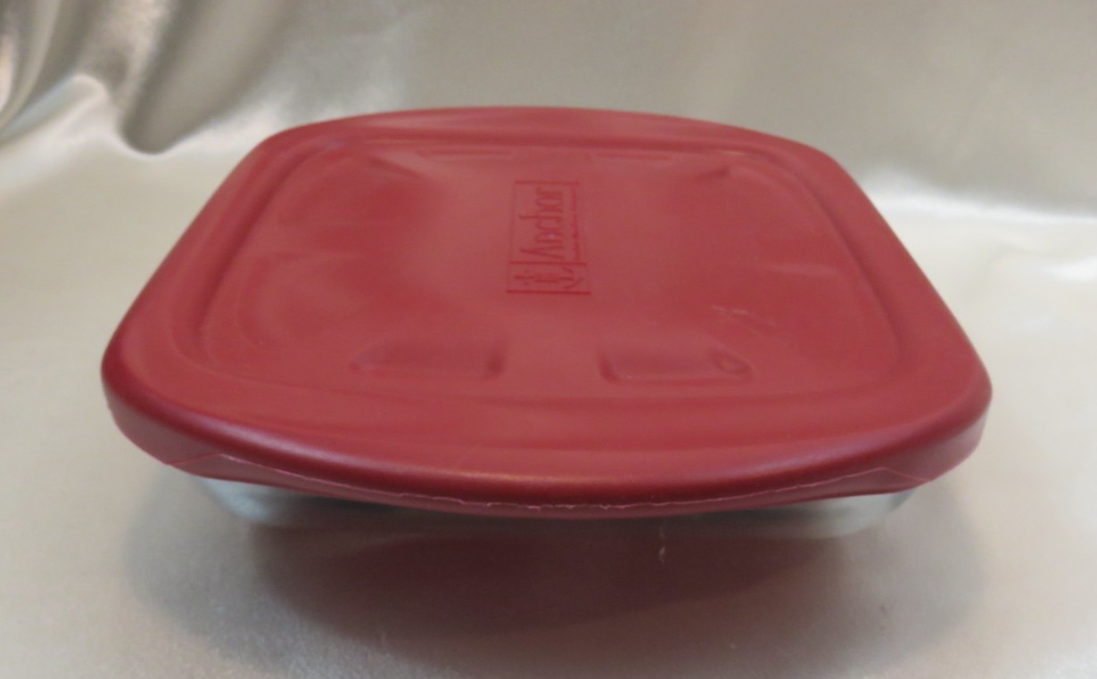 Anchor Hocking Essentials Casserole Baking Dish 8″ x 8″ x 2-1/2″ With Lid 2 QT
