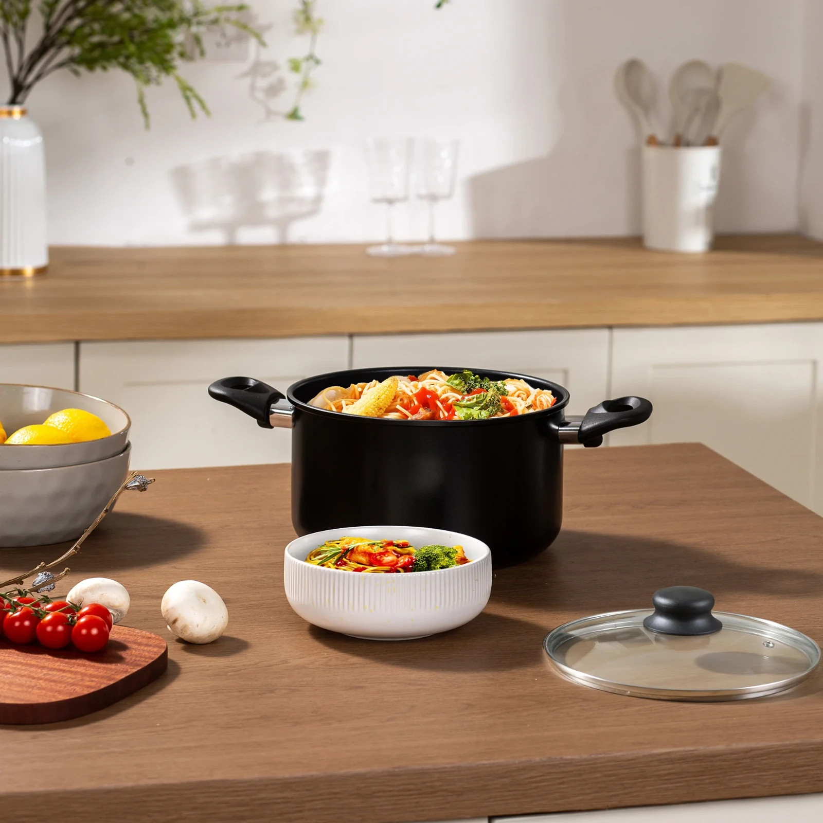 Mainstays Aluminum Black Non-Stick Coated 5QT Dutch Oven