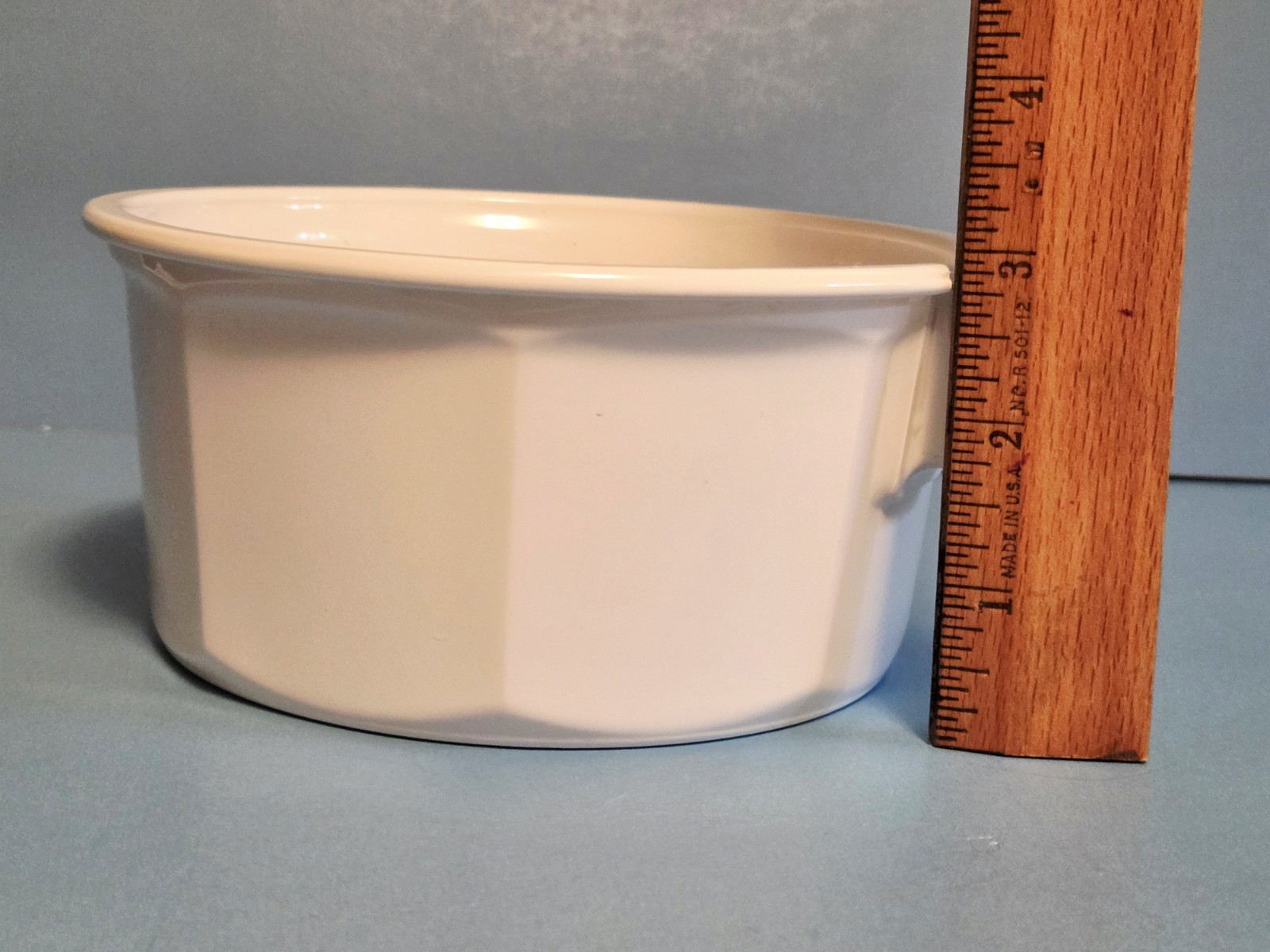 Princess House Nouveau White Ceramic Rd 1 Quart Saucepan w/ Glass & Plastic Lids