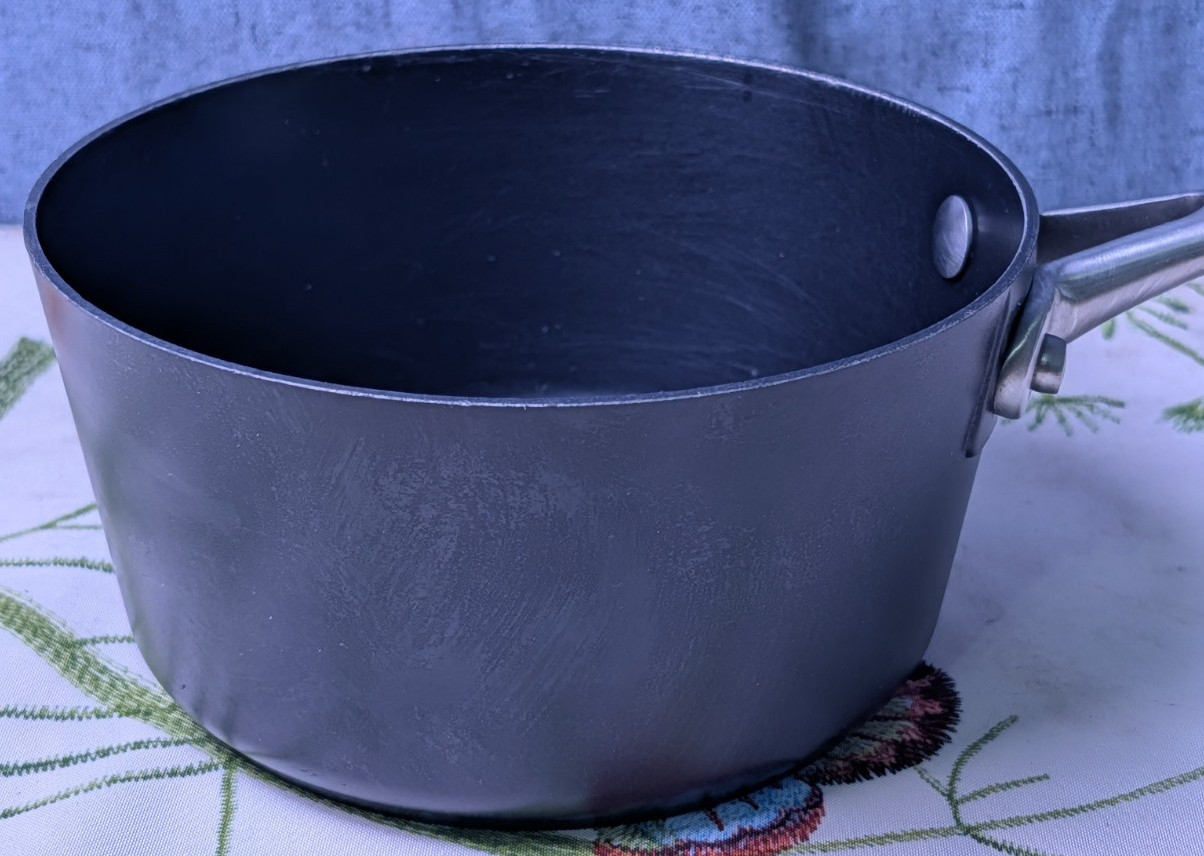 Denmark Scanpan Classic 1.9L 2Qt Saucepan Ceramic Titanium Nonstick Pot Cookware