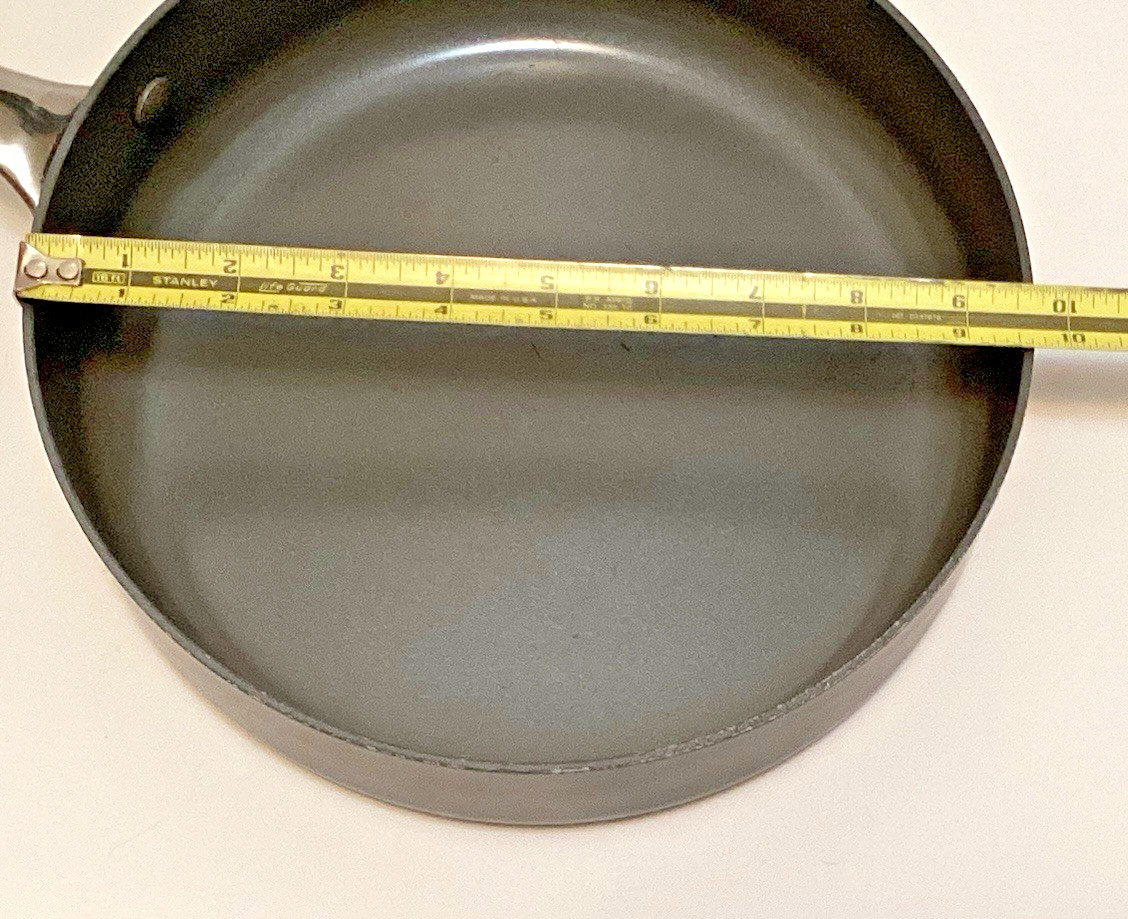 GreenPan ceramic nonstick pan – 9 3/4″ round by 2 3/4″ deep