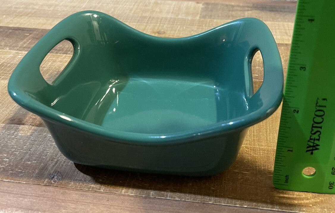 Rachel Ray Stoneware 12oz Personal Chartreuse Casserole Baking Dishes Lot of 2