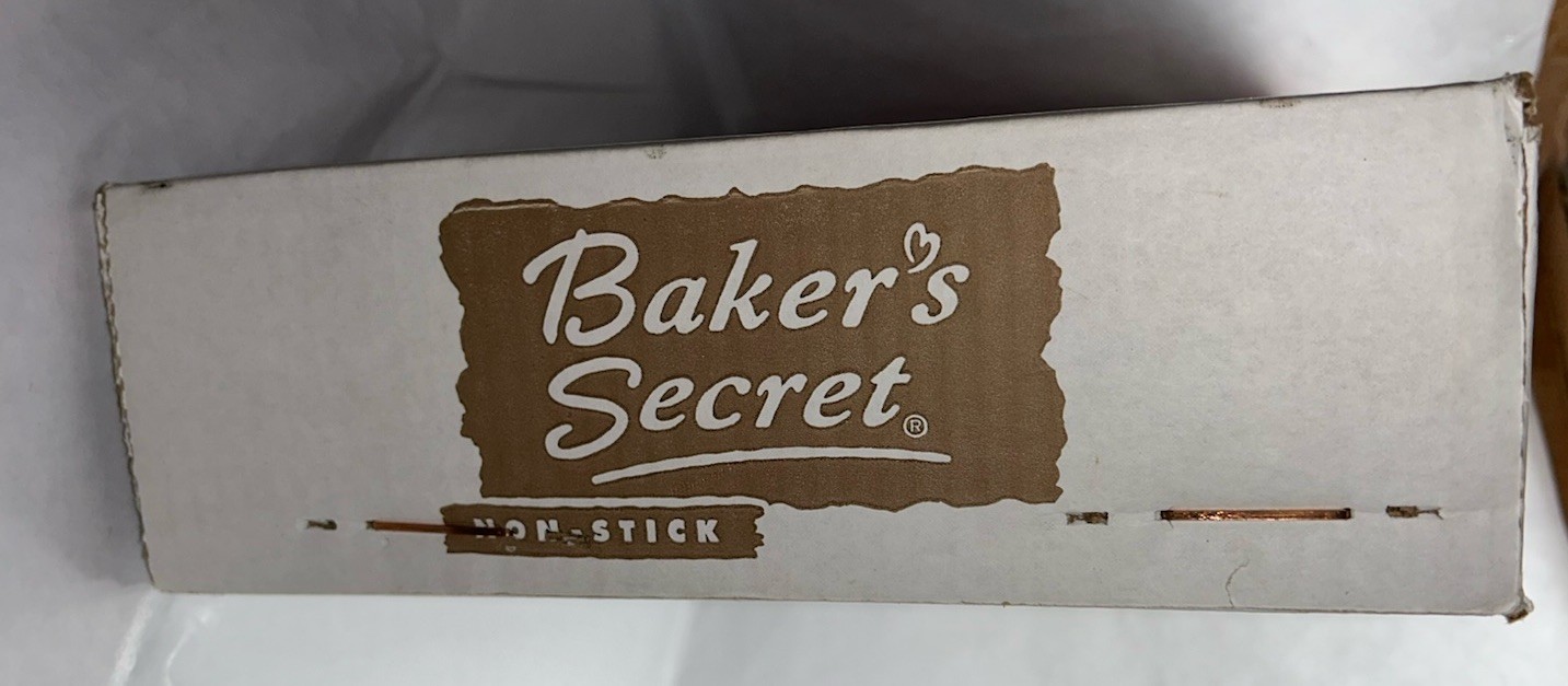 Vintage Bakers’s Secret Non-Stick 5 Pc Set 2001 Includes Cake-Cookie-Muffin Pans