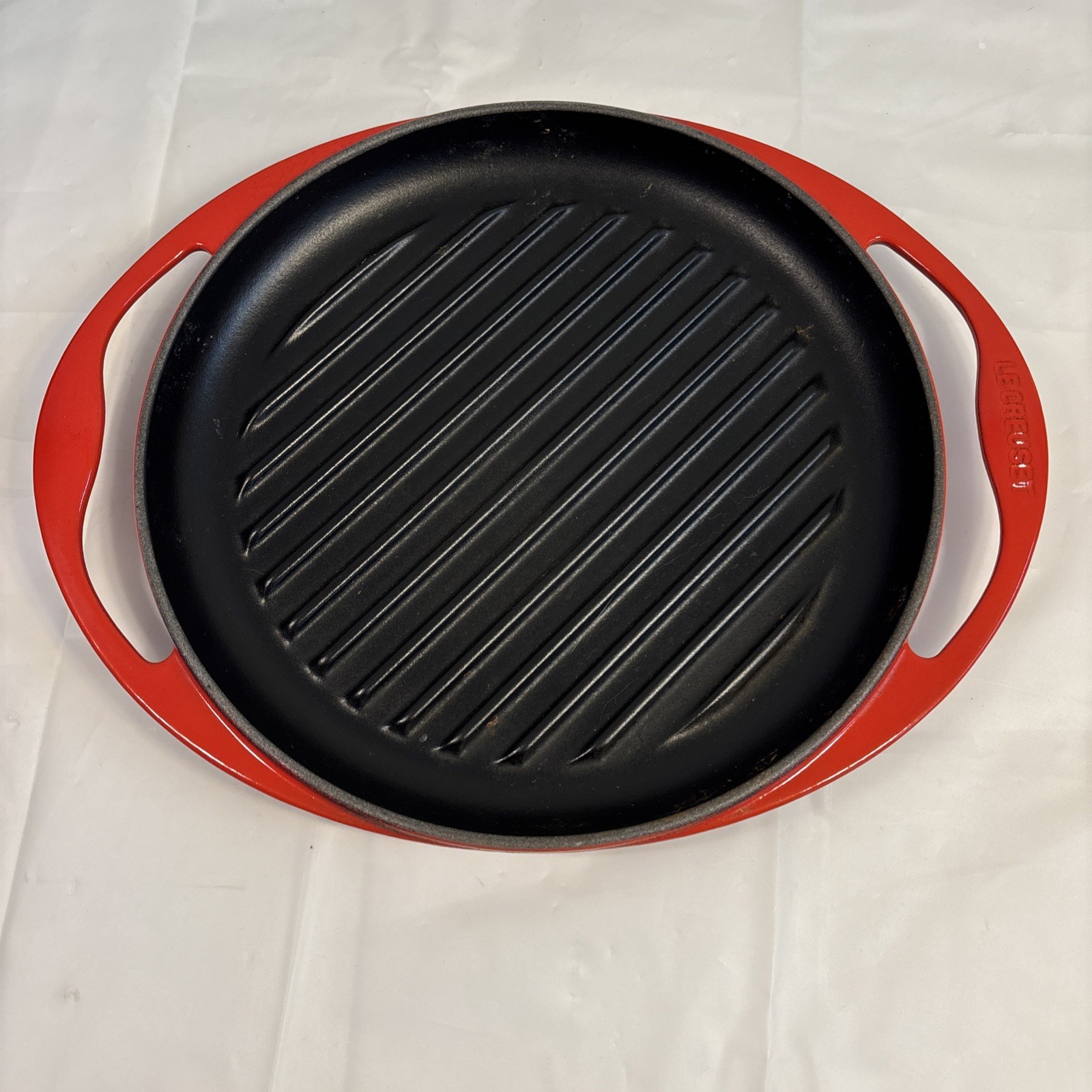 Le Creuset Red Enameled Cast Iron 10″ Grill Griddle Handled Pan Skillet Cookware