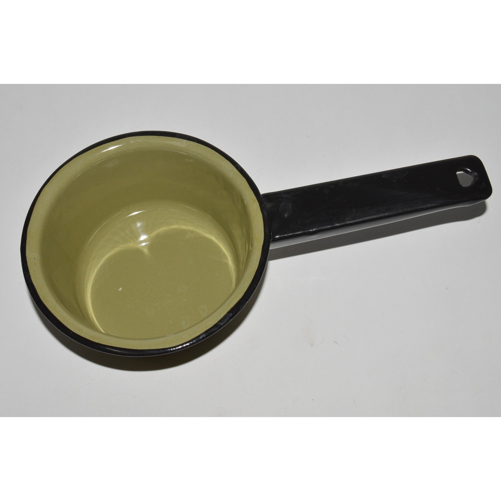 Vintage Set of 3 Avocado Green Enamel Saucepan, 1970s Kitchen, Metal Saucepans