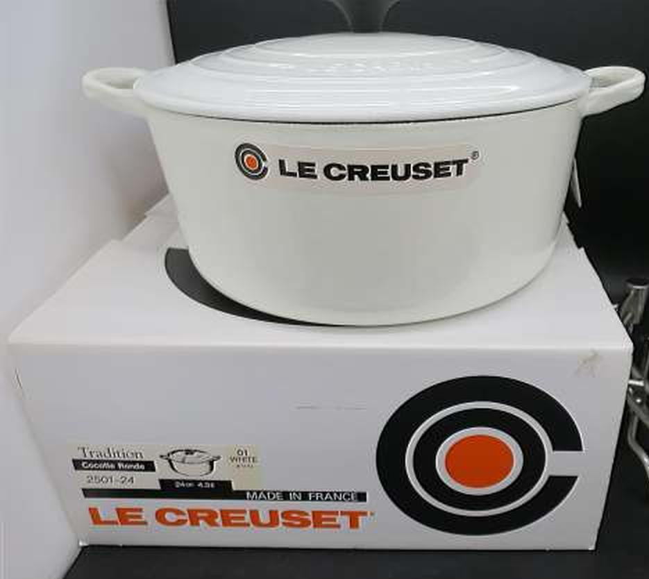 Le Creuset Cocotte Ronde Tradition 24cm 9.5in 4.5qt White Cast Iron Enamel Pot