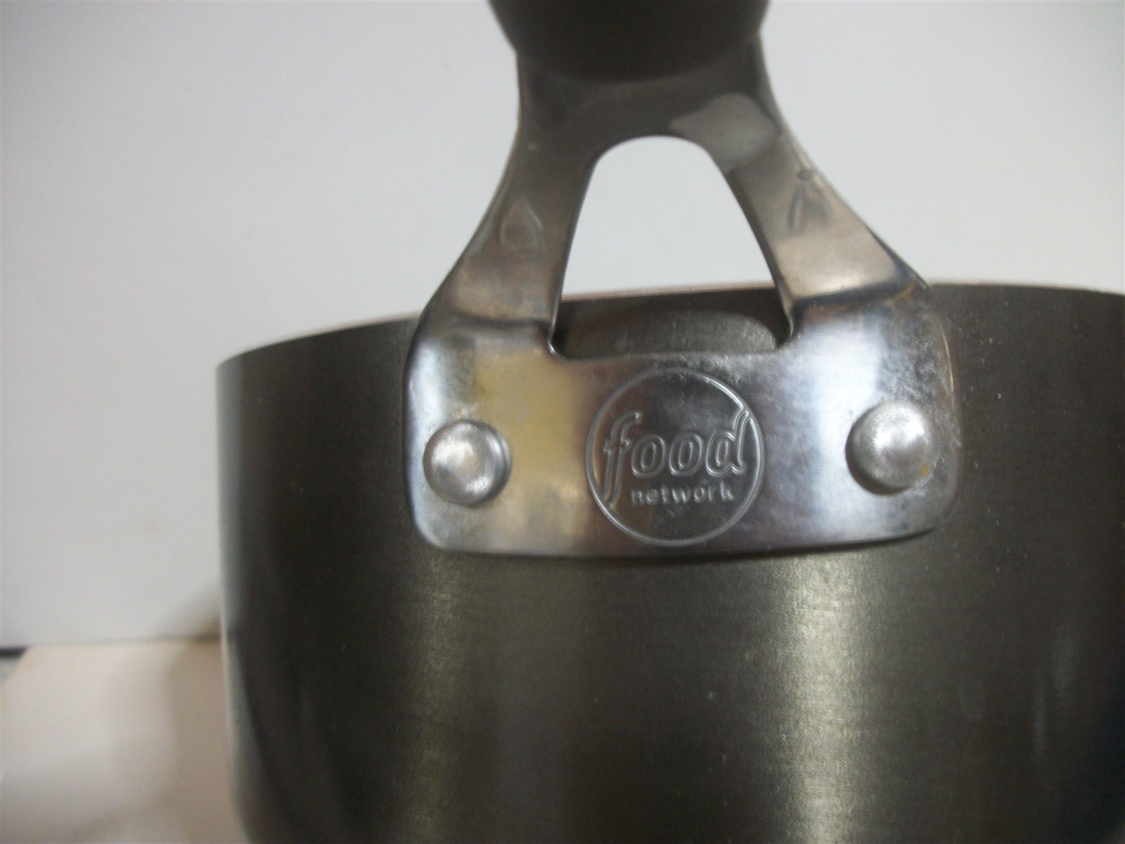 Food Network Saucepans 1 1/2 Qt, 2 1/2 Qt w Glass Lids Non Stick Graphite