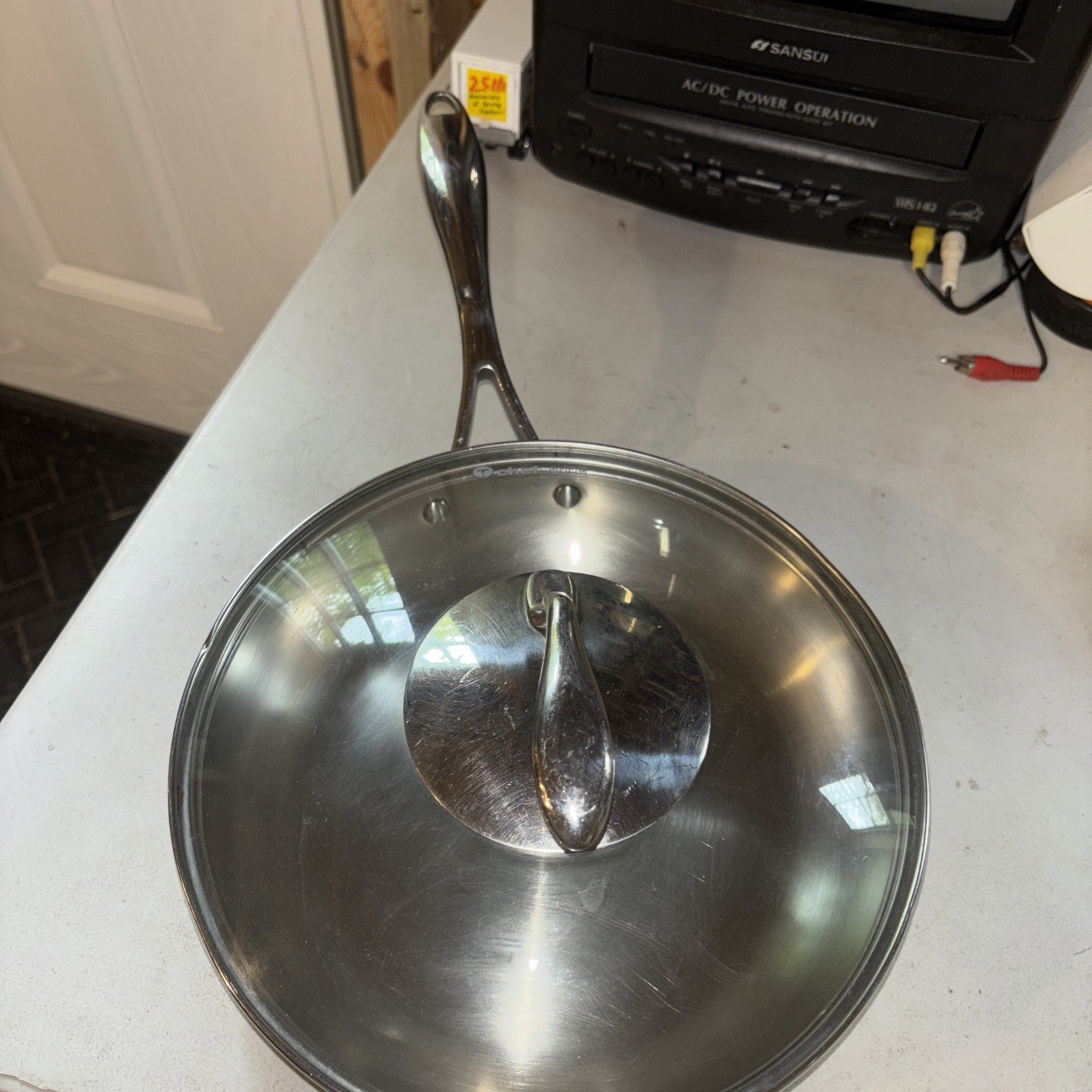 SALE! SALE! TUPPERWARE SERIES ll 9.4”/24cm FRY PAN with GLASS COVER New In Box