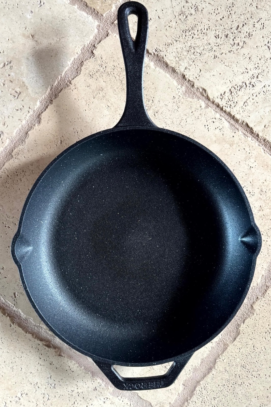 STARFRIT The Rock 032224-002-0000 Cast Iron 12″ (30cm) Skillet non-stick