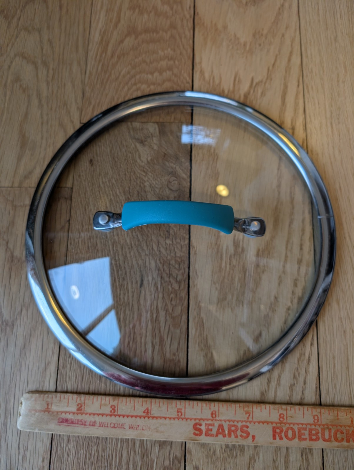 Unbranded Round Glass Replacement Lid 10″ OD 9 3/8″ ID Teal Rubber Handle