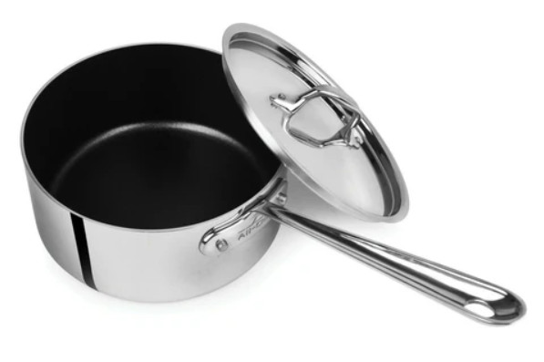 All-clad D3 3-ply Bonded 3- qt Nonstick Sauce Pan with lid (scratch)