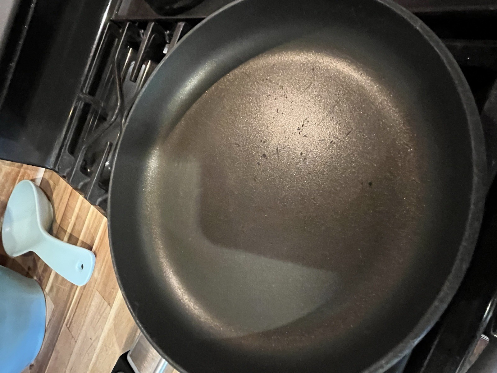 PAMPERED CHEF 9.5” Signature Series Pan w/Lid & Removable Handle. Germany READ!