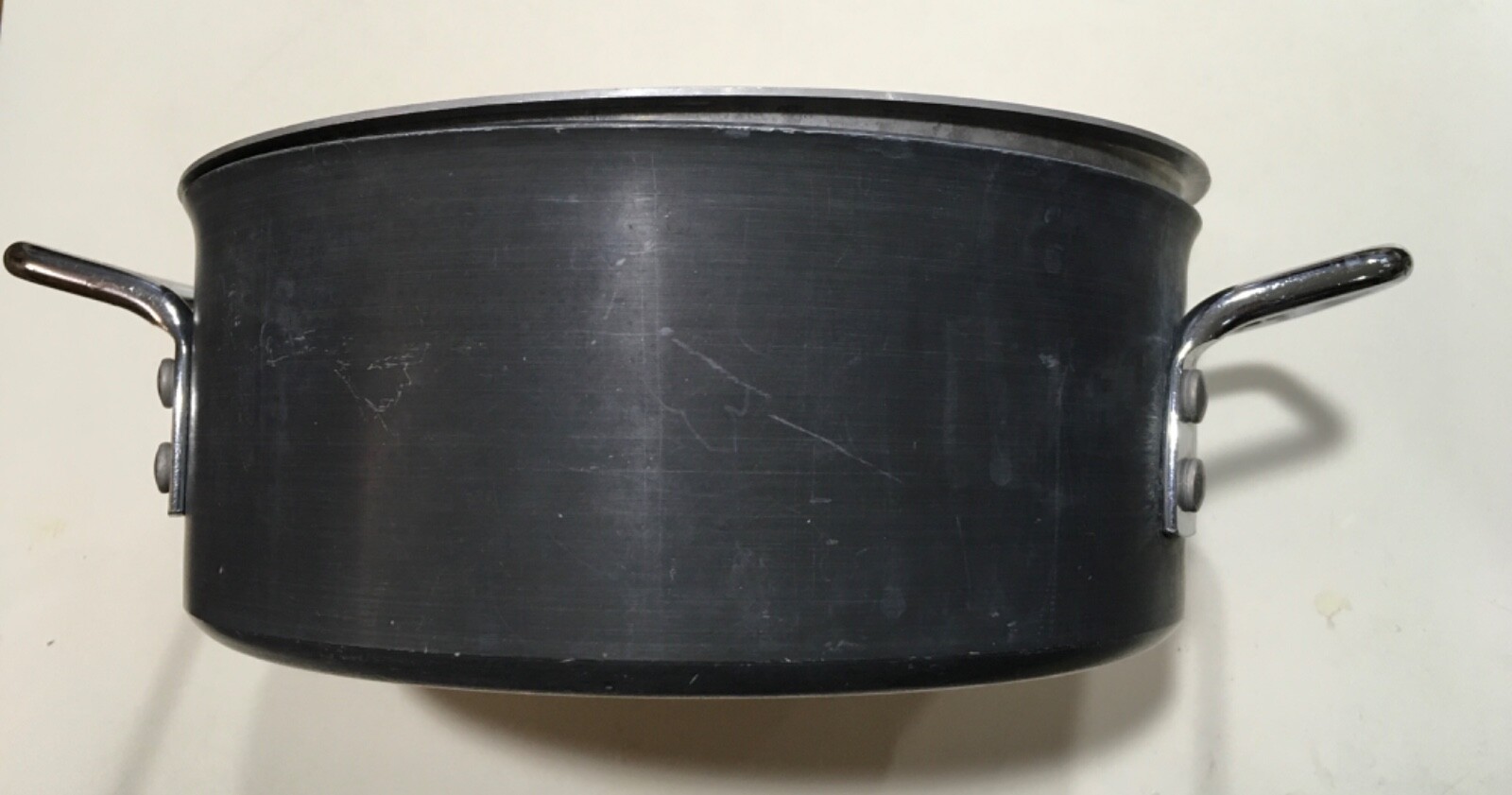 Calphalon Commercial 5 Quart 8785 Pot And Lid 10 x 4 inch Made In USA