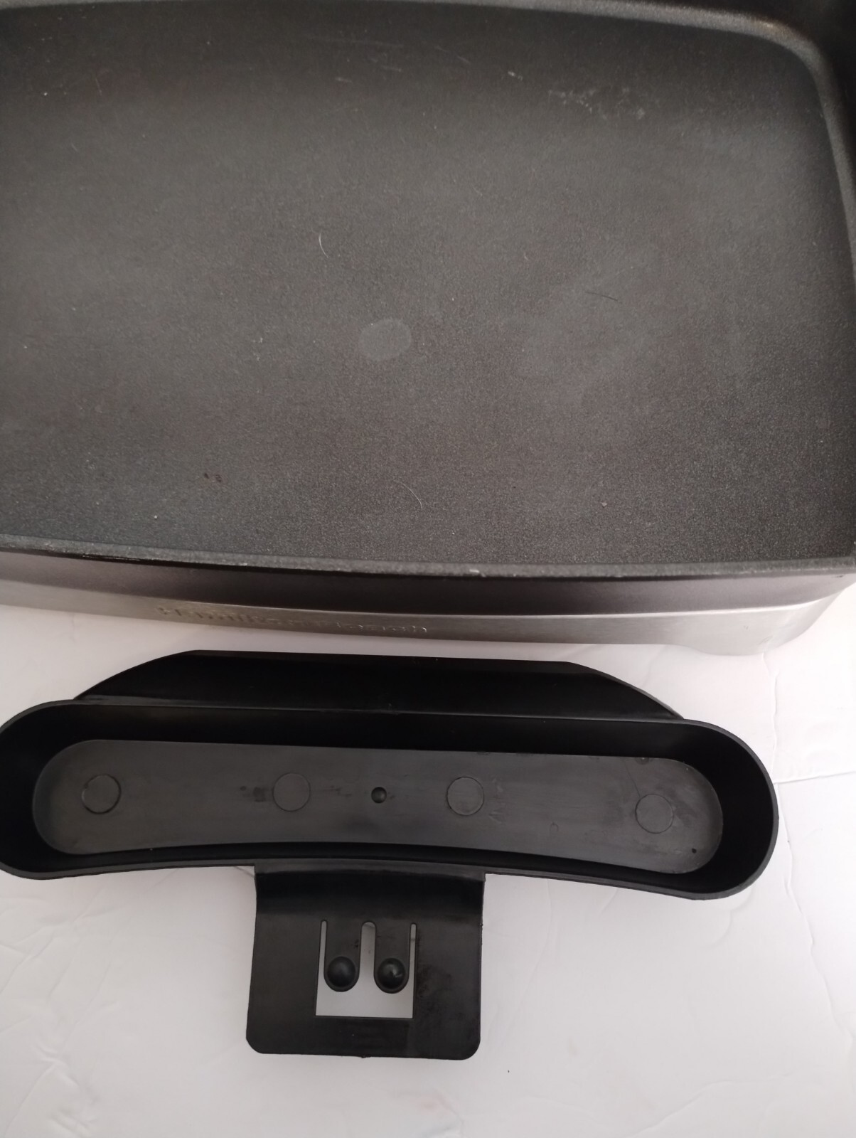 West Bend 15″ X12″Inch 2″X 3/4″ Deep,Non-stick Electric Skillet In Great Cond.