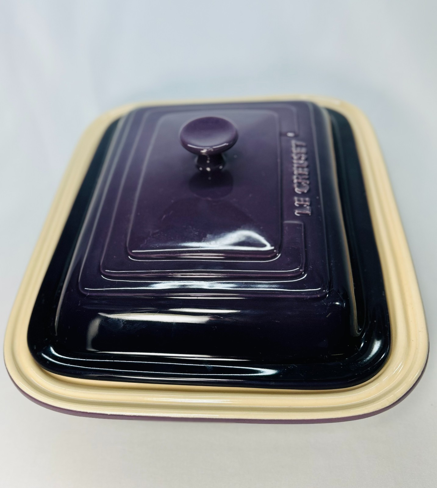 Le Creuset Retired Cassis Purple Covered Stoneware Casserole Dish 19-10
