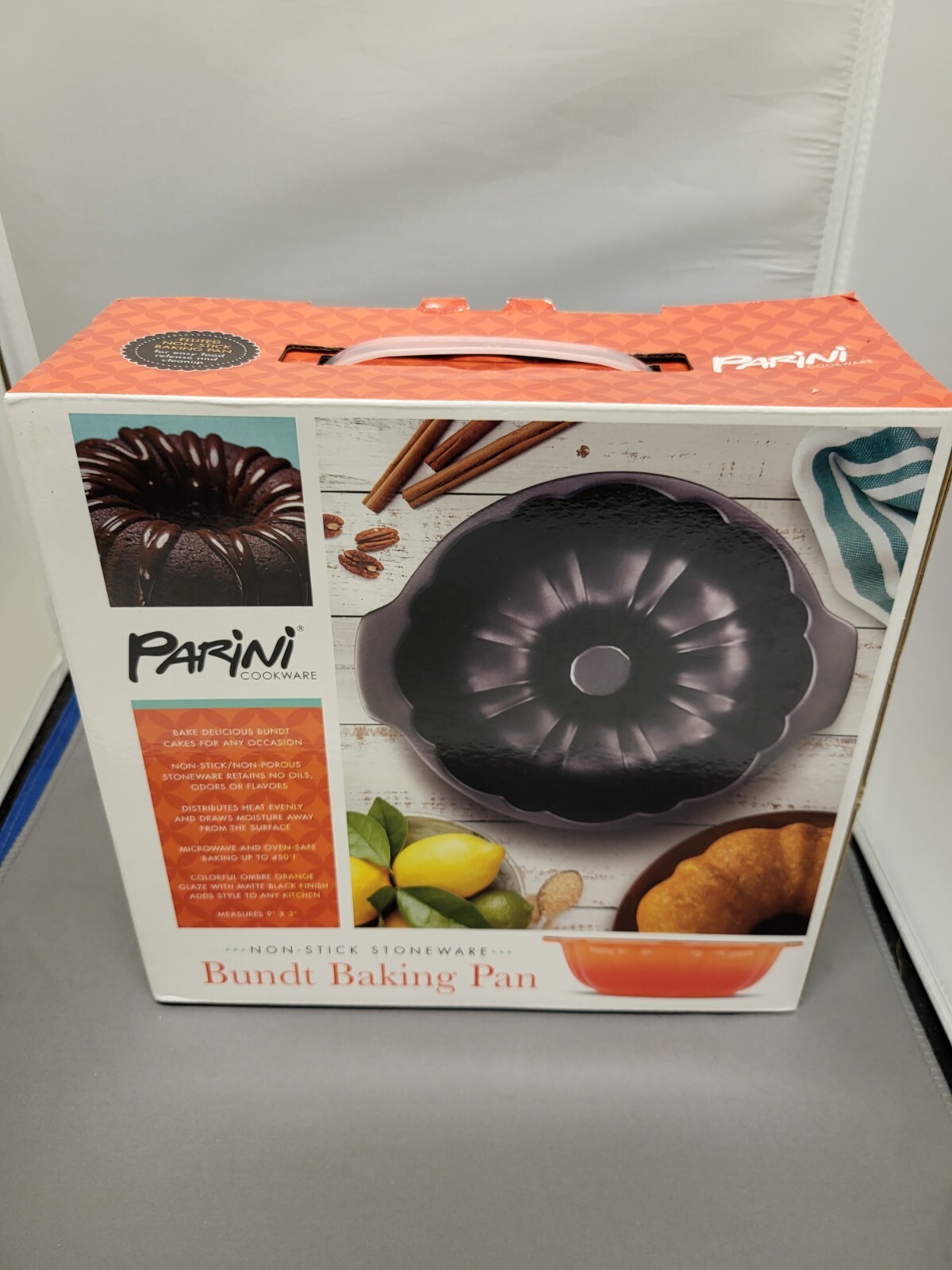 PARINI BUNDT BAKING PAN BRAND NEW!