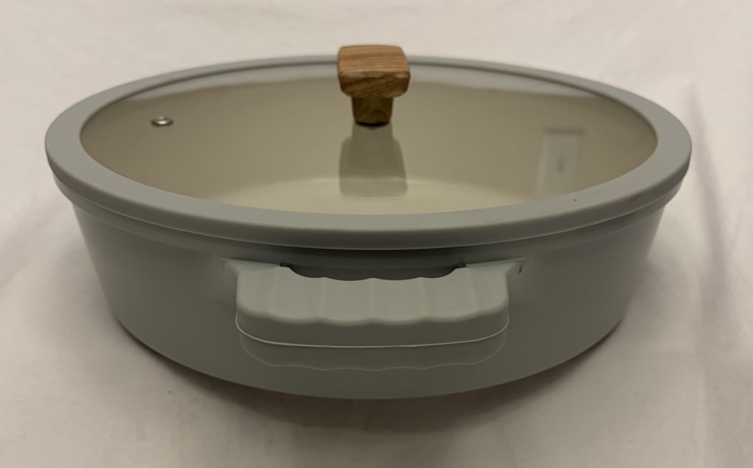 D&W 3.7qt Low Casserole 11” Pan W/Lid Nonstick Seafoam Green W/Handles NEW