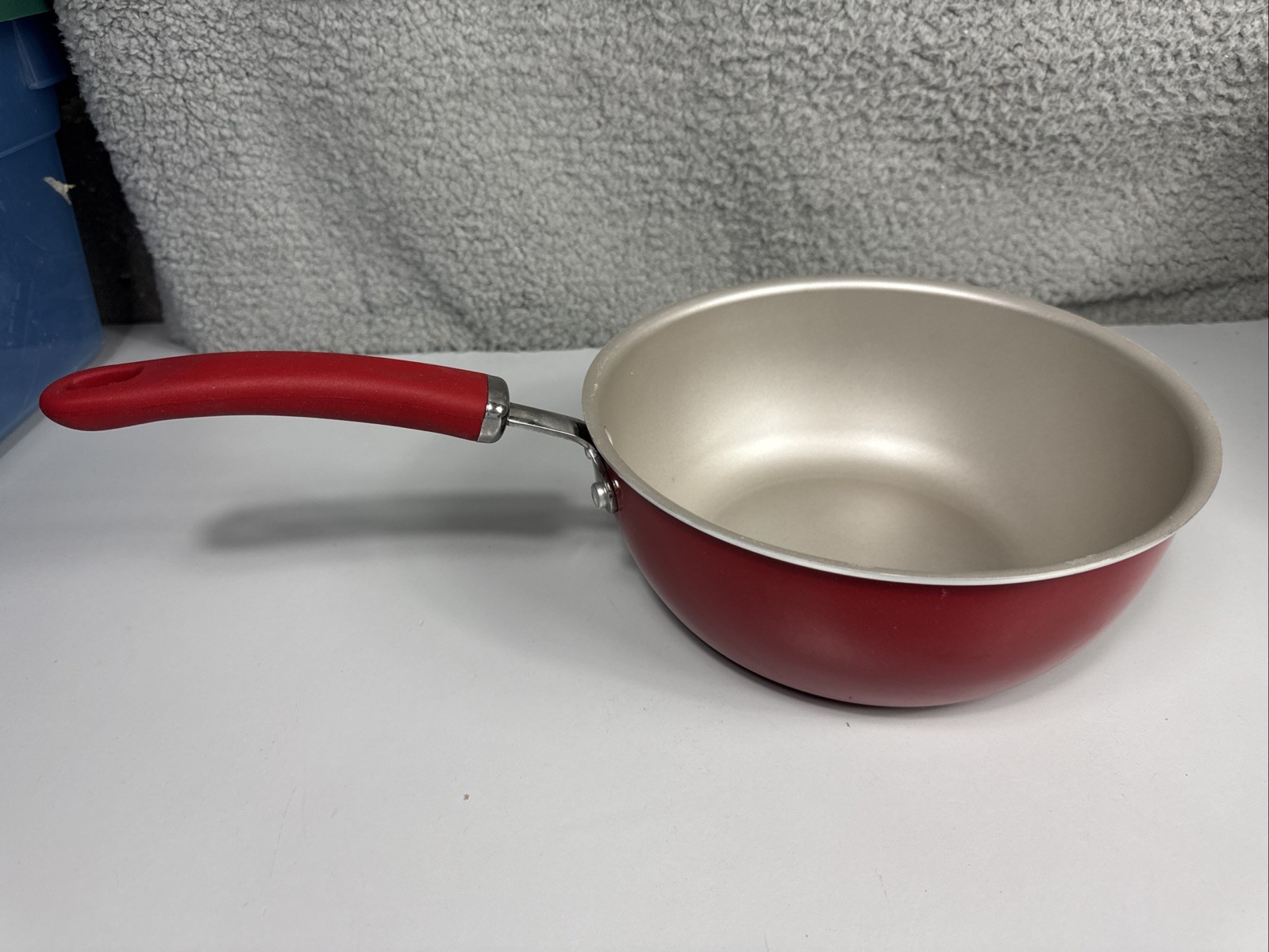 Rachael Ray Create Delicious 3qt Everyday Pan Red Shimmer 9” No Lid Excellent