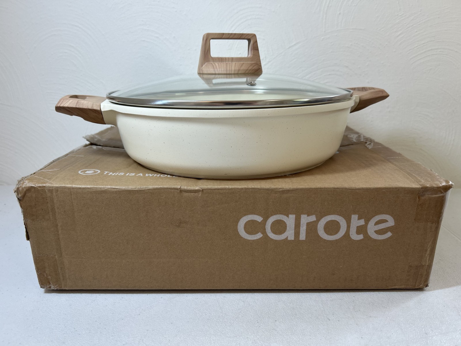 Carote 11″ Braiser Pan With Lid Nonstick Skillet Saucepan Stock Pot Cream White