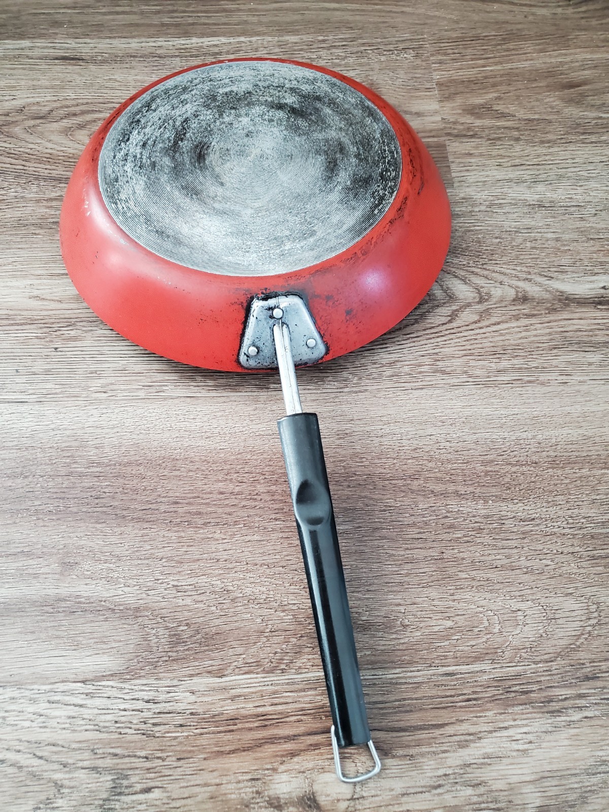 Vintage 70s T-Fal 9″ BIS Non-Stick Frying Pan Red Orange Made in France For USA