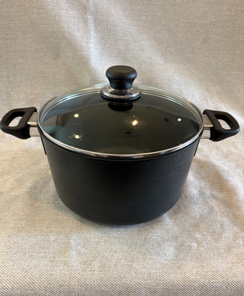 Scanpan Classic 6.5-Quart Ceramic Titanium Dutch Oven Covered Casserole Stockpot