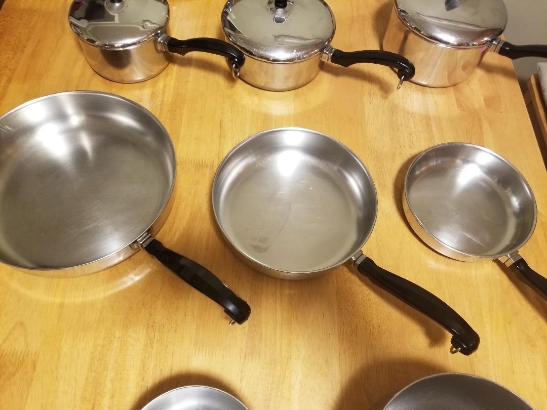 15 piece set VTG Farberware Aluminum Clad Stainless mixing bowls w/8 QT Stockpot