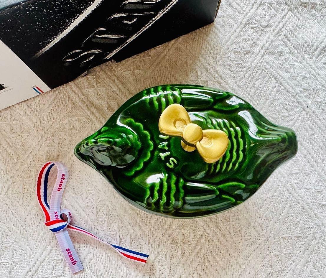 Staub Small Chicken Cocotte 11cm Basil Cast Iron Pot Green Enameled Cookware NEW